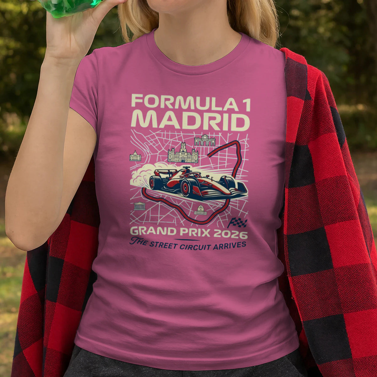 Female model, viewing the front side.